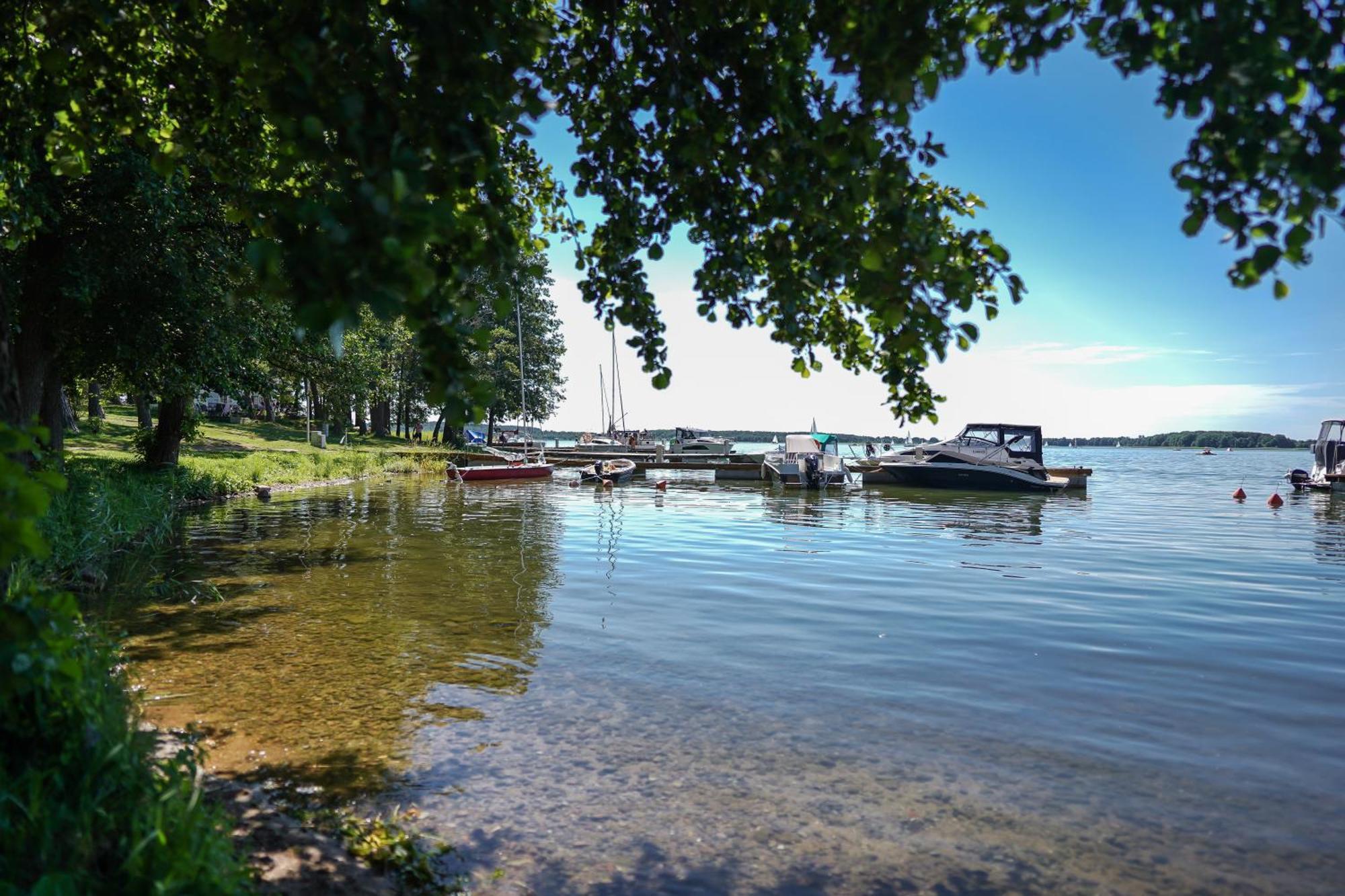 Piekny Brzeg Hotel Węgorzewo Buitenkant foto